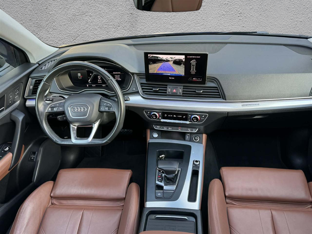 Audi Q5 55 TFSI e qu S line MATRIX AHK PANO