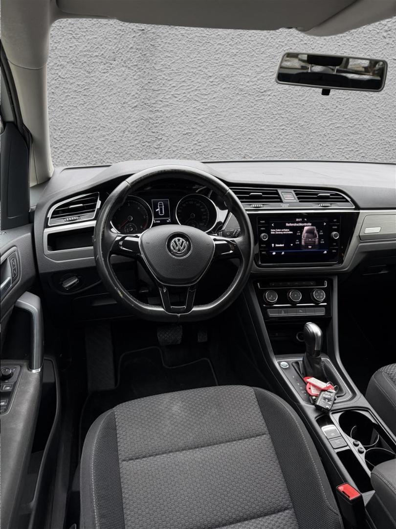 Volkswagen Touran  2.0 TDI DSG United 7-SITZE
